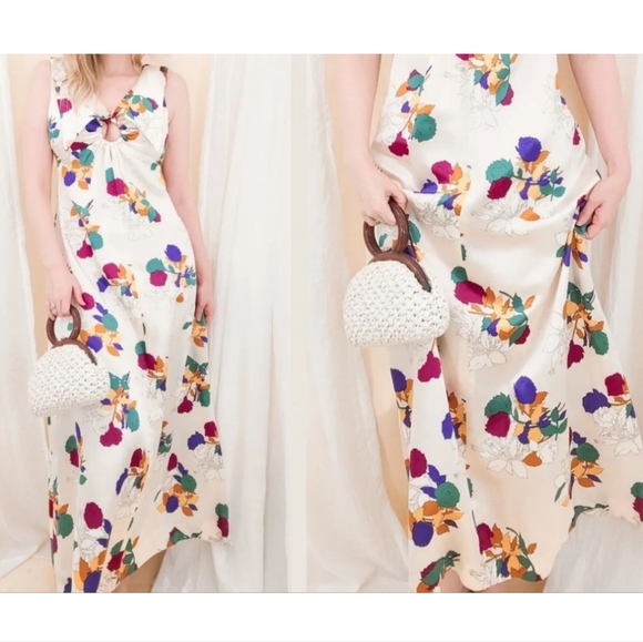 70s Satin Floral Winged Collar Keyhole Bust 1970s Handmade Vintage Maxi Dress - Picture 2 of 15